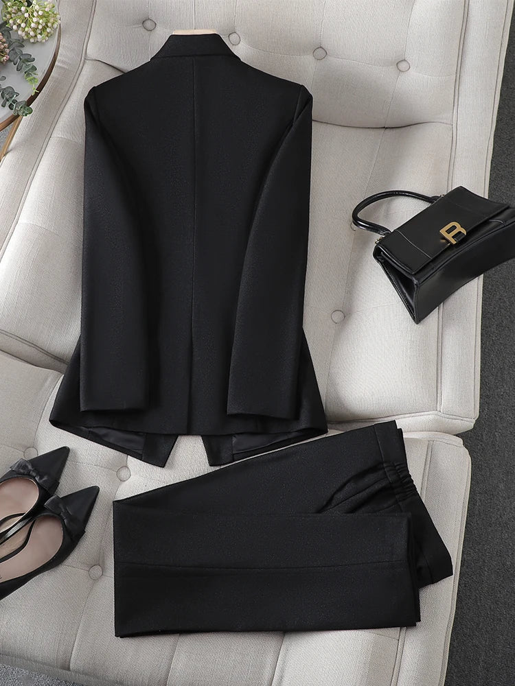 Paulina Suit