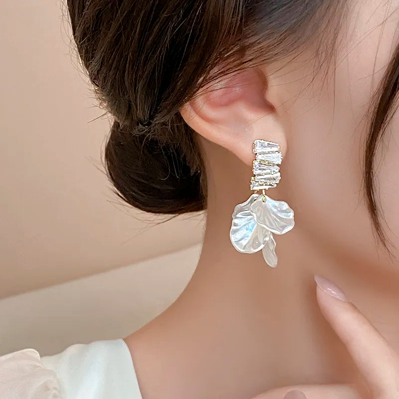 Silvi Earrings