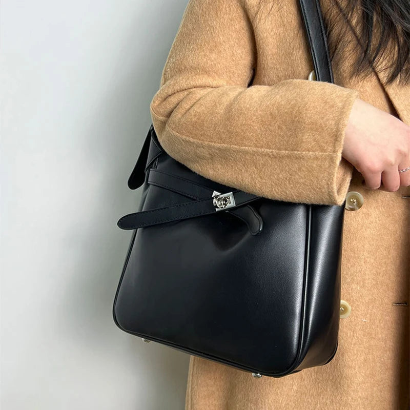 Cora Bag