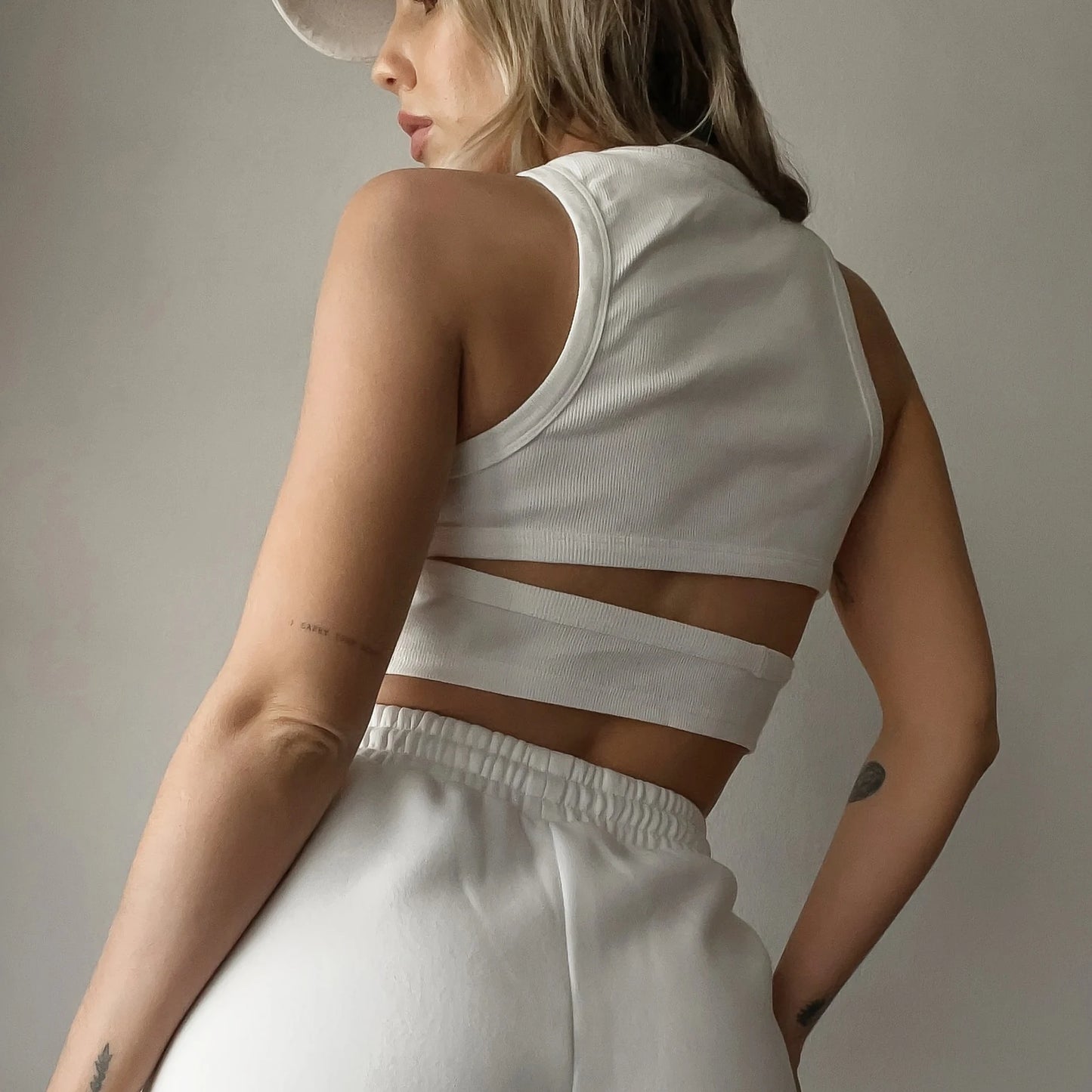 Ruvi Crop Top