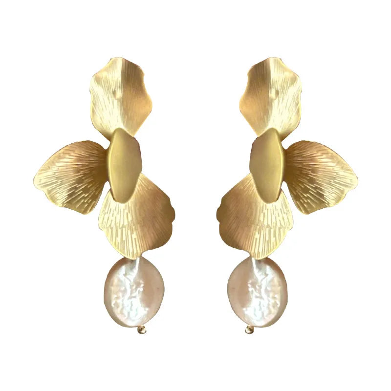 Hestefa Earrings