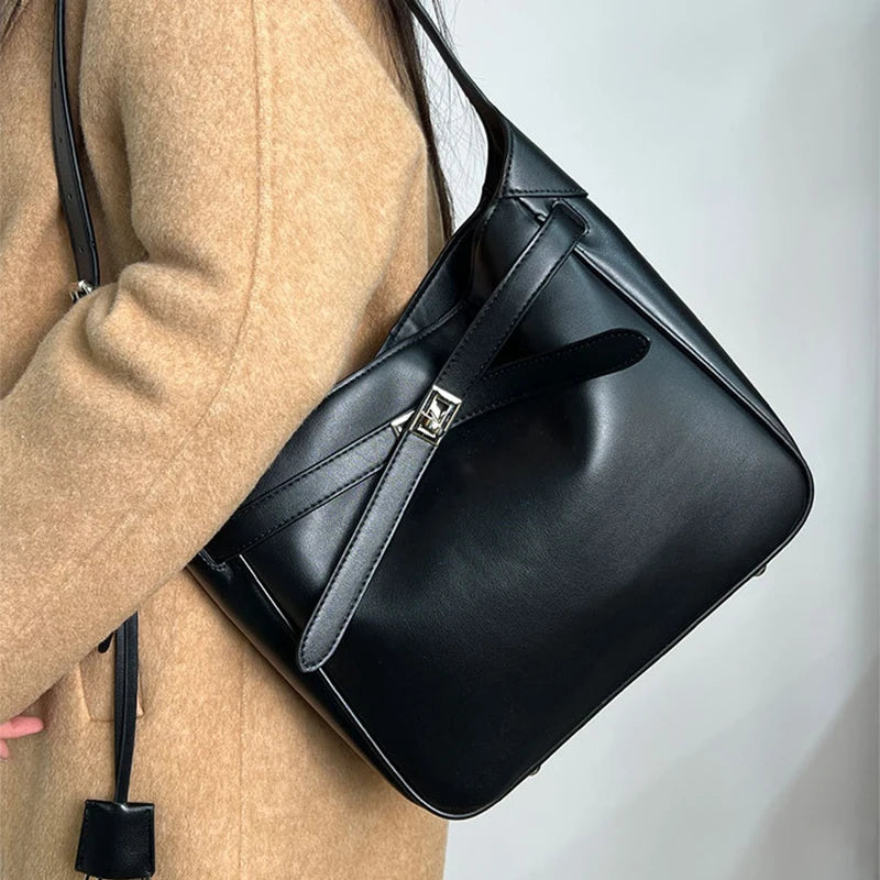 Cora Bag