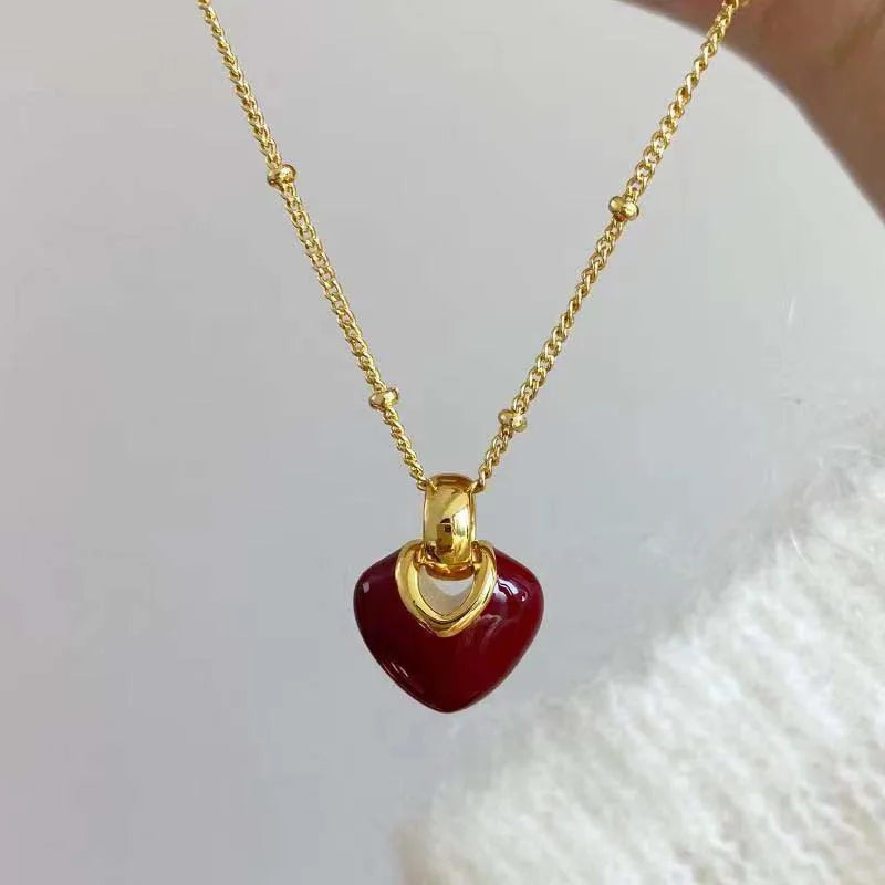 Blancanieves Necklace Earrings Set