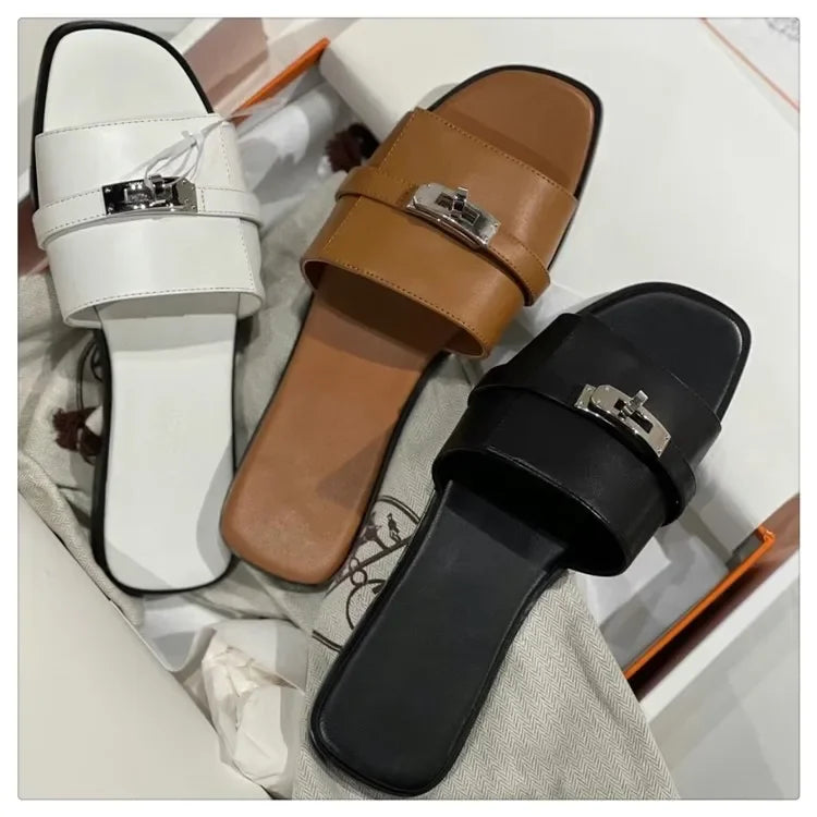 Domme Sandals