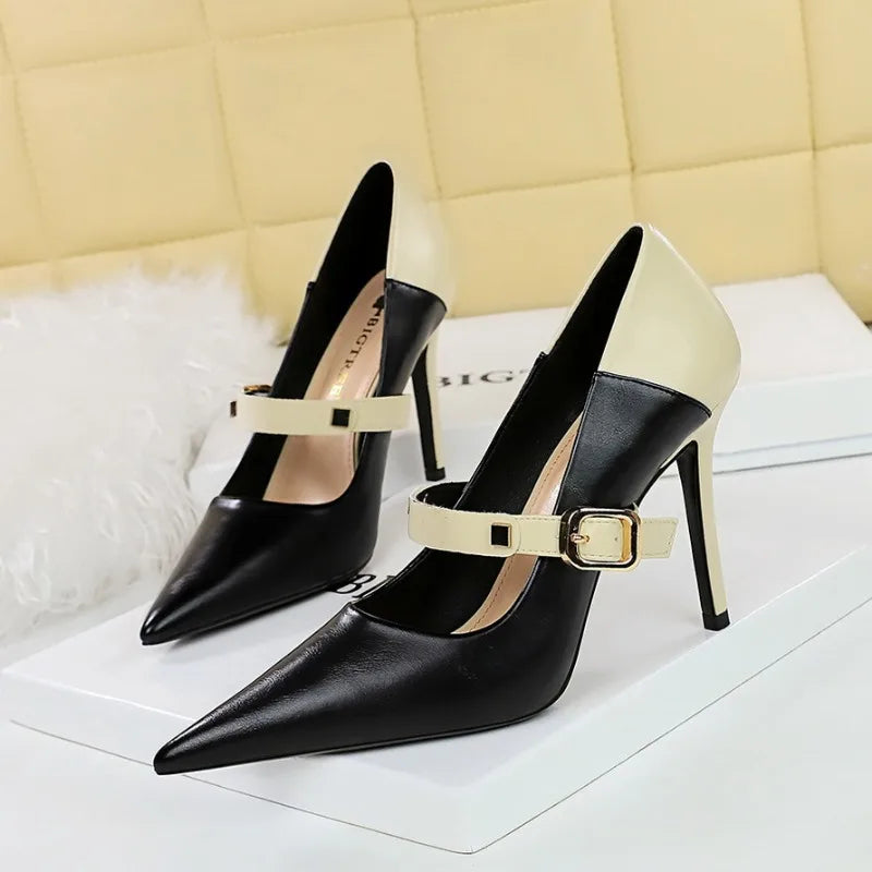 Lucie Heels