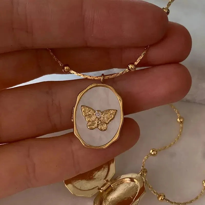 Val Necklace
