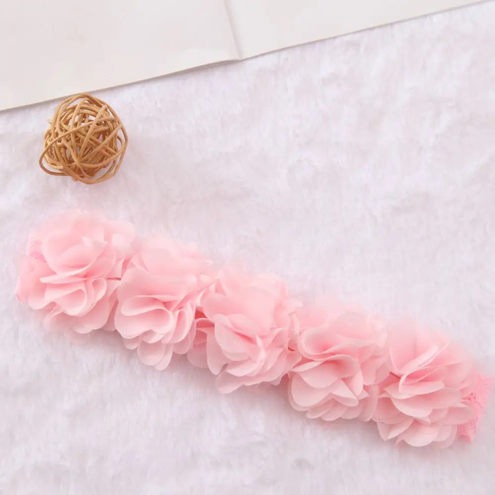 Vellai headbands