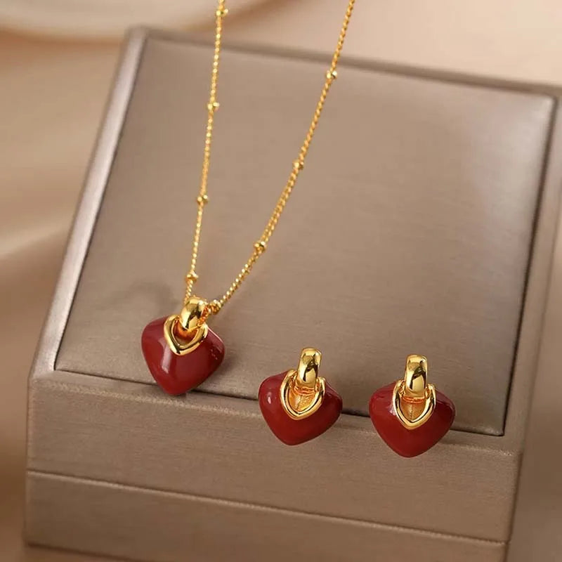 Blancanieves Necklace Earrings Set