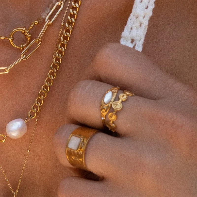 Avenati Rings