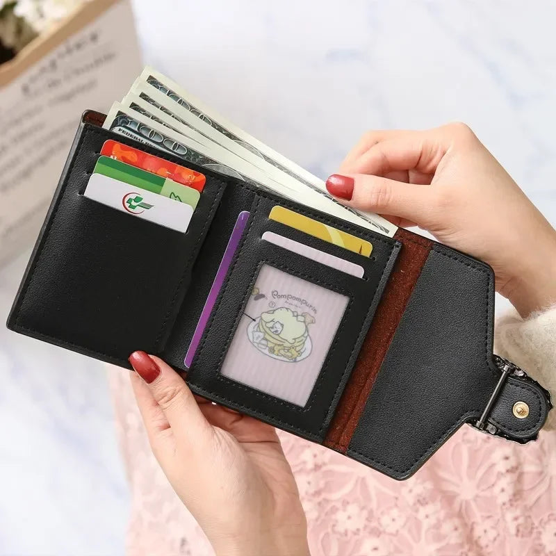 Niccole Wallet