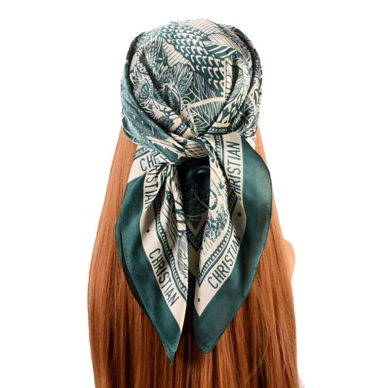 Dione Scarf